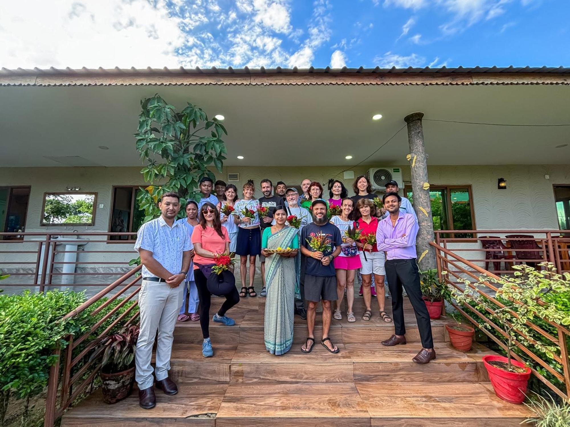 Greenland Safari, Sauraha Exterior photo